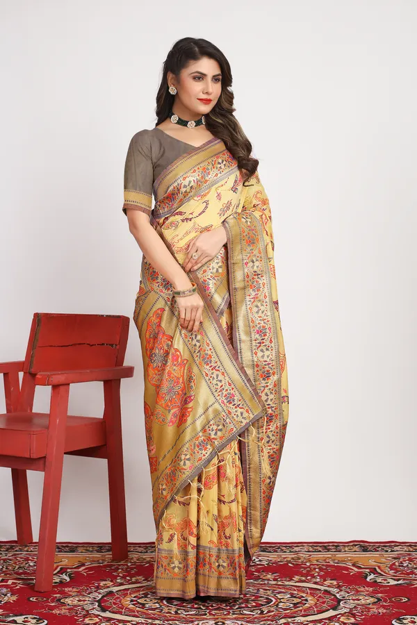 CREAM_ZARI_WORK_PATOLA_SILK_SAREE